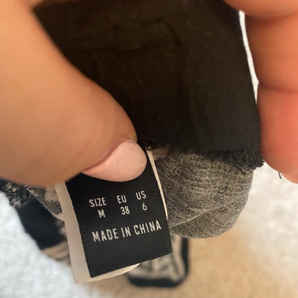 Flowy print shorts - Picture 3 of 3